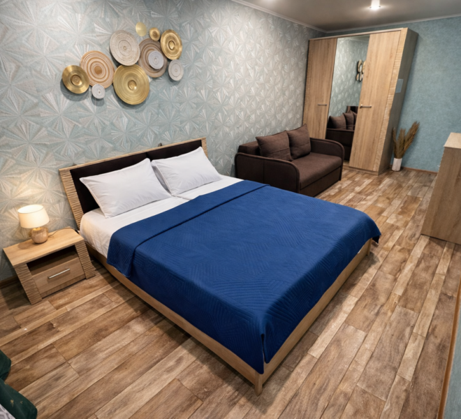 Квартиры посуточно в Новочеркасске sovremennaya spalnya s elegantnymi detalyami 660x600