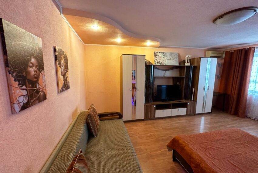 Квартиры посуточно в Новочеркасске uyutnaya studiya 33 m² ot 2350₽ • kvartiry posutochno v novocherkasske 10 850x570