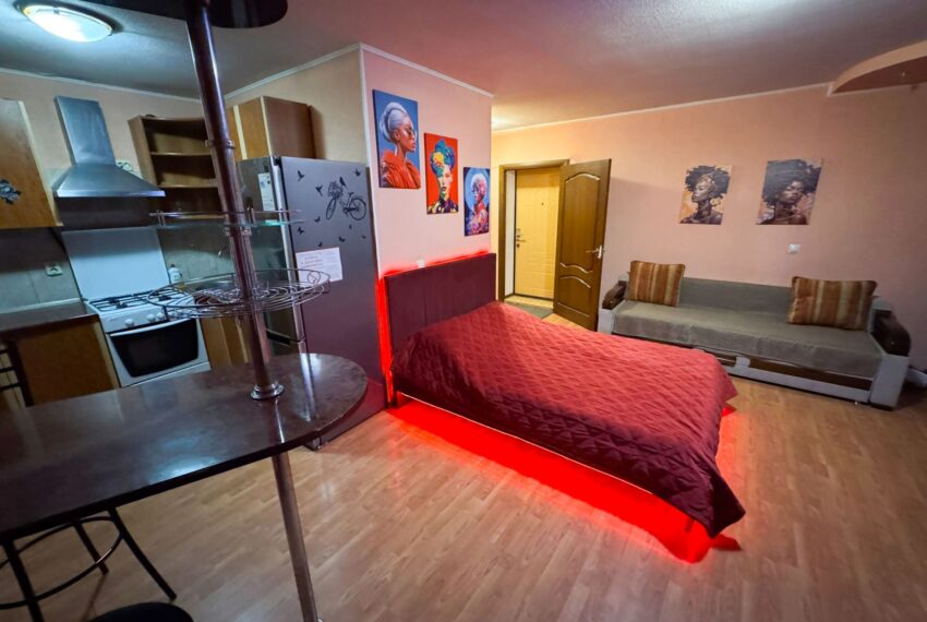 Квартиры посуточно в Новочеркасске uyutnaya studiya 33 m² ot 2350₽ • kvartiry posutochno v novocherkasske 15 850x570