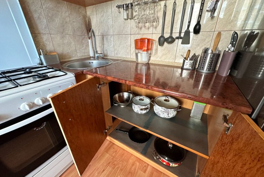 Квартиры посуточно в Новочеркасске uyutnaya studiya 33 m² ot 2350₽ • kvartiry posutochno v novocherkasske 21 850x570