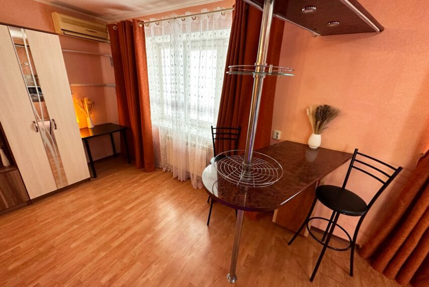 Квартиры посуточно в Новочеркасске uyutnaya studiya 33 m² ot 2350₽ • kvartiry posutochno v novocherkasske 25 850x570